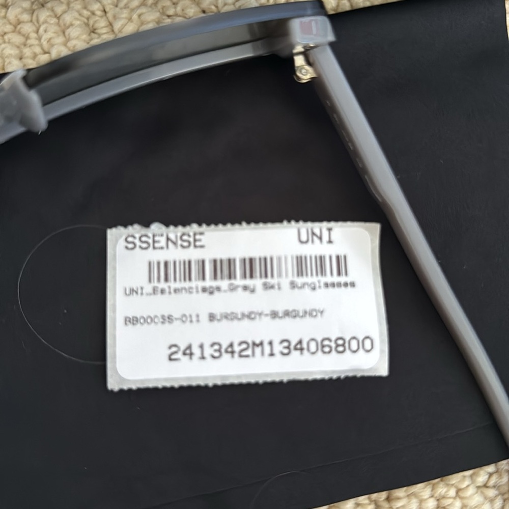 Balenciaga sunglasses - Picture 10 of 11